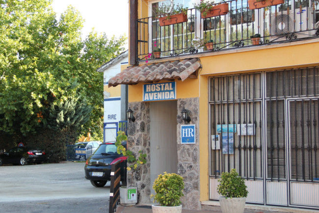 Hostal Avenida y Casa Rural Villa Avenida Arenas de San Pedro Ávila